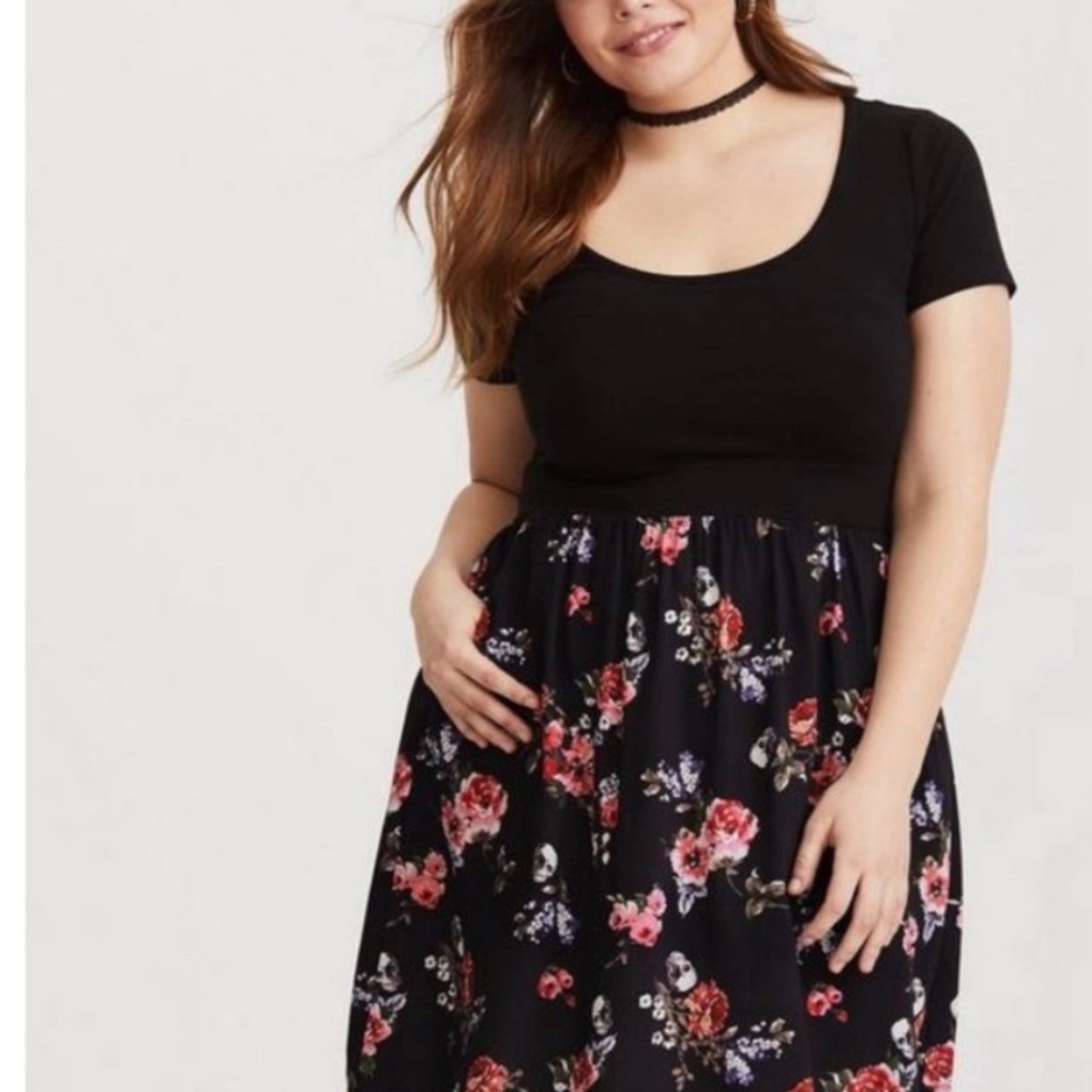 Torrid skater dress. Floral Black Dress with floral and skull Accents. Size 2